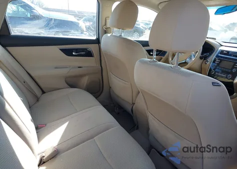 2014 Nissan Altima 2.5 S z USA, uszkodzony, nr VIN 1N4AL3AP2EN334734